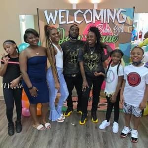 Meet your Posher, Devin